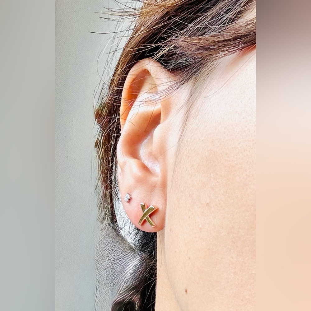 Tiffany & Co. Rose Gold Stud Earrings - Picture 3 of 8